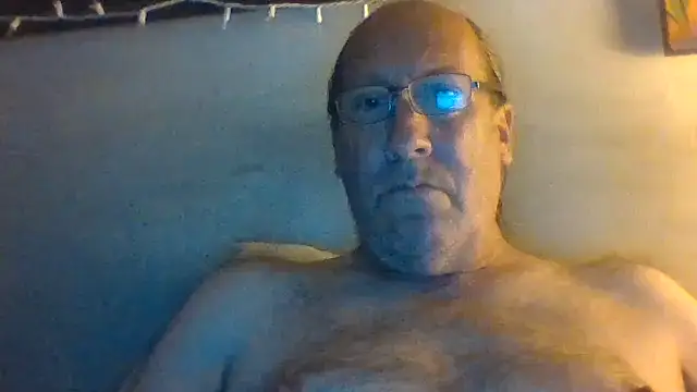 Pokazy przed kamerką – hornyrich69