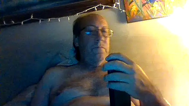 hornyrich69's Webcam Show