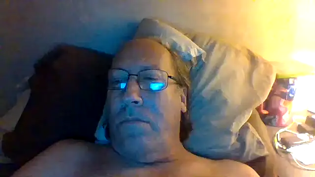 Pokazy przed kamerką – hornyrich69