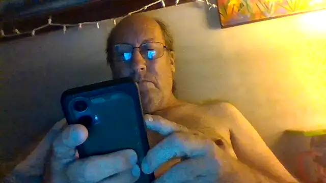hornyrich69's Webcam Show