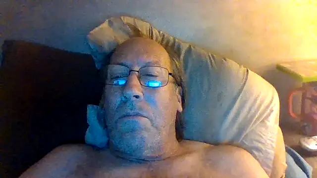 hornyrich69's Webcam Show