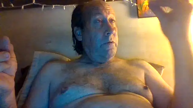 hornyrich69's Webcam Show