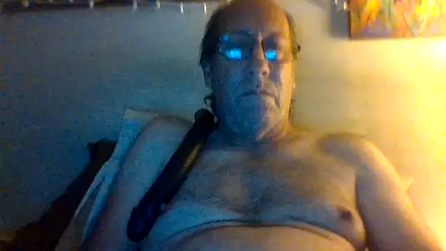 hornyrich69's Webcam Show