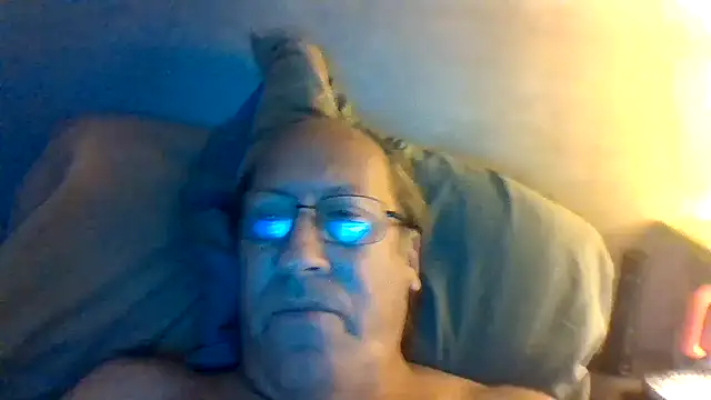 hornyrich69 Pertunjukan Webcam