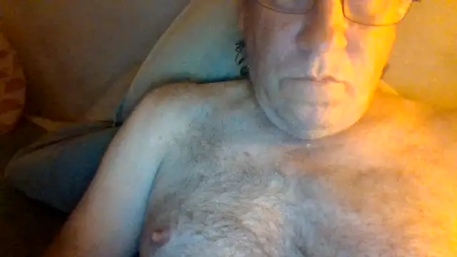 hornyrich69 Show Webcam