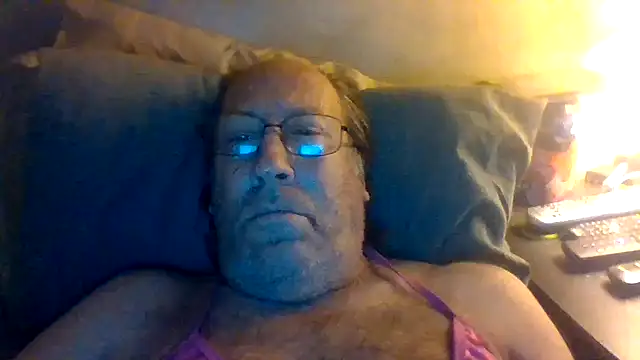 hornyrich69 – webcam-show