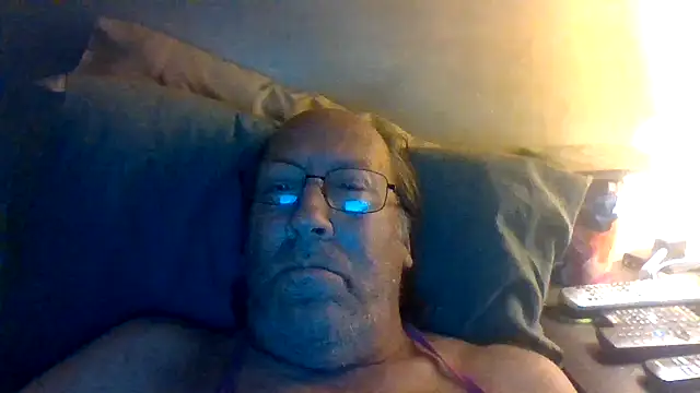 hornyrich69's Webcam Show