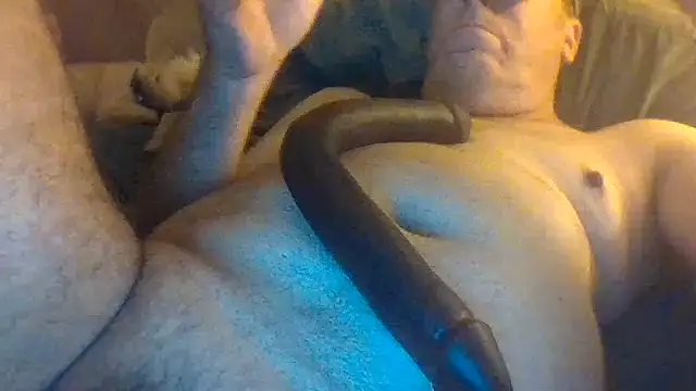 hornyrich69's Webcam Show