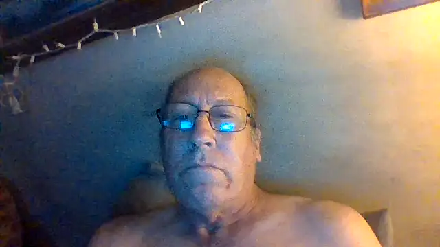 hornyrich69's Webcam Show