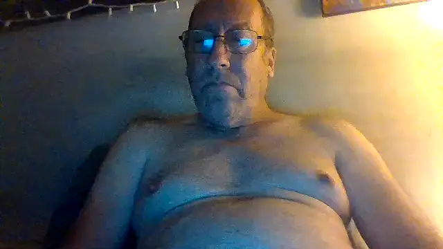 hornyrich69's Webcam Show