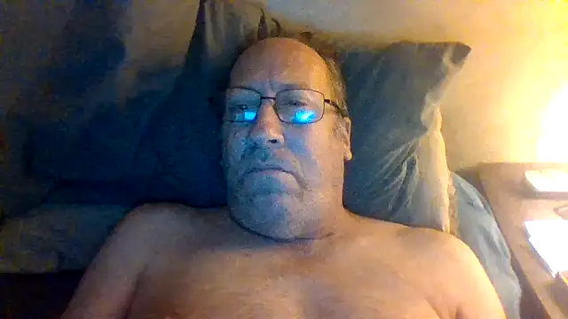 Pokazy przed kamerką – hornyrich69