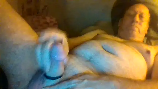 hornyrich69's Webcam Show