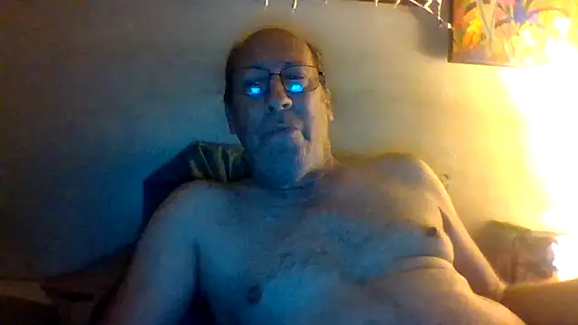 Pokazy przed kamerką – hornyrich69