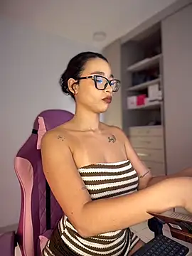 Hips_hannah Webcamshow