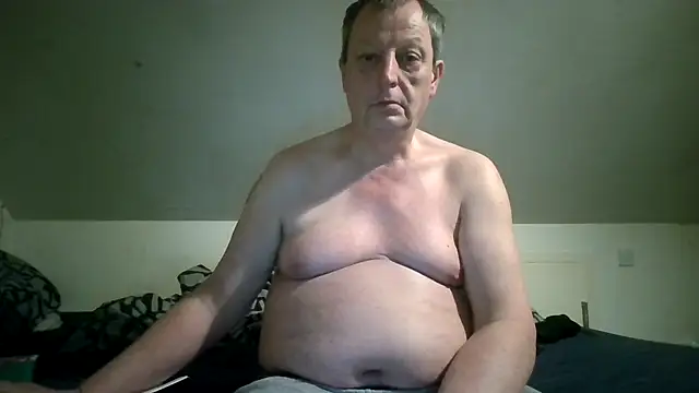 Show modela chubbybear2cum na web-kameri