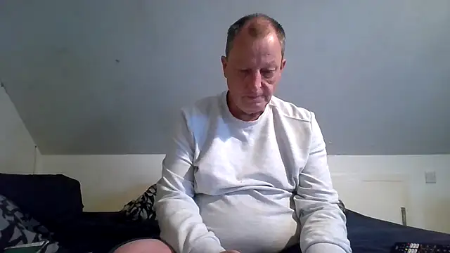 chubbybear2cum webkamerás műsora