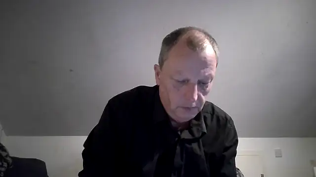 chubbybear2cum's Webcam Show