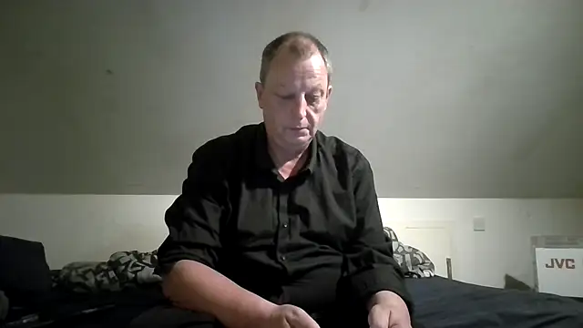 chubbybear2cum Adlı Modelin Web Kamerası Şovu