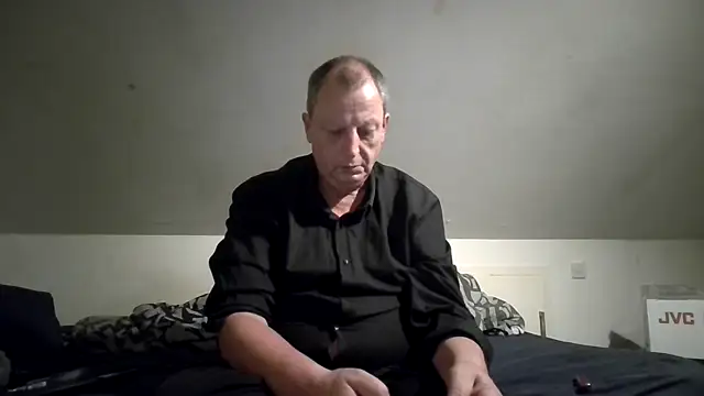 chubbybear2cum webkamerás műsora
