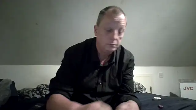 chubbybear2cum webkamerás műsora