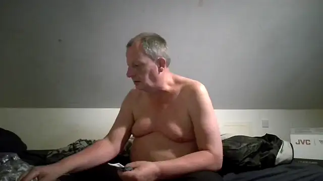 Show Webcam de chubbybear2cum