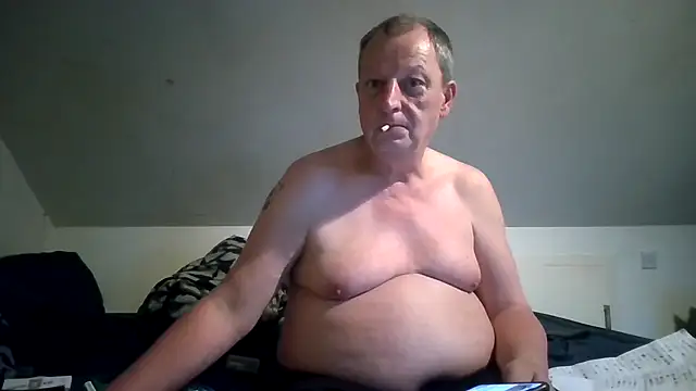 chubbybear2cum's Webcam Show