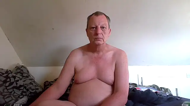 chubbybear2cum Adlı Modelin Web Kamerası Şovu