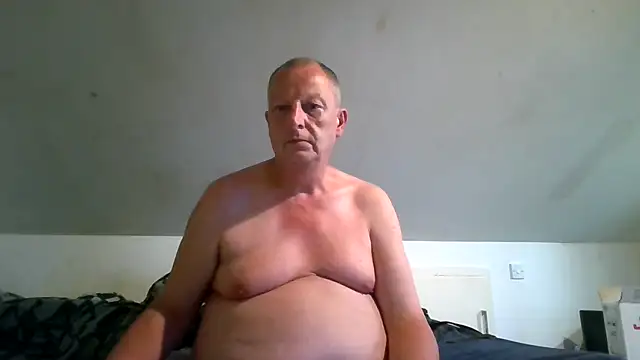 chubbybear2cum Adlı Modelin Web Kamerası Şovu