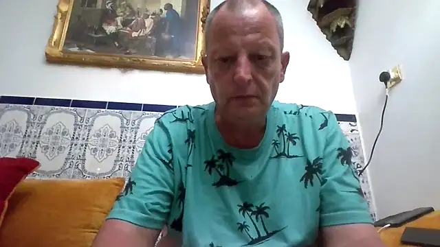 chubbybear2cum Adlı Modelin Web Kamerası Şovu