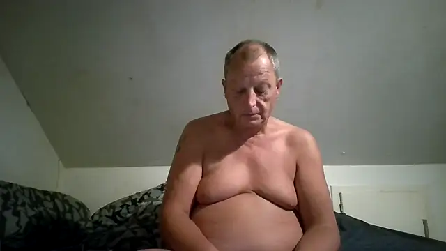 chubbybear2cum webcam show