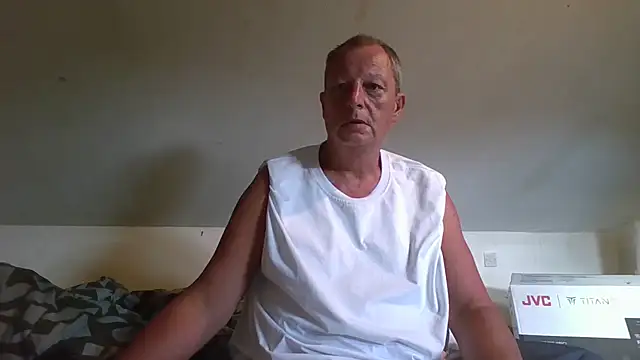 chubbybear2cum's Webcam Show