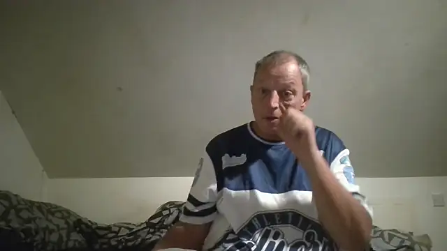 Show modela chubbybear2cum na web-kameri