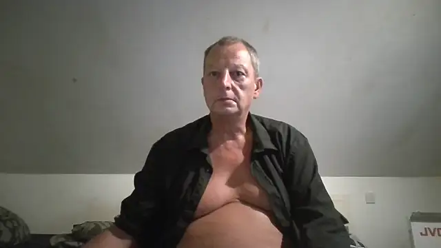chubbybear2cum Webcamshow