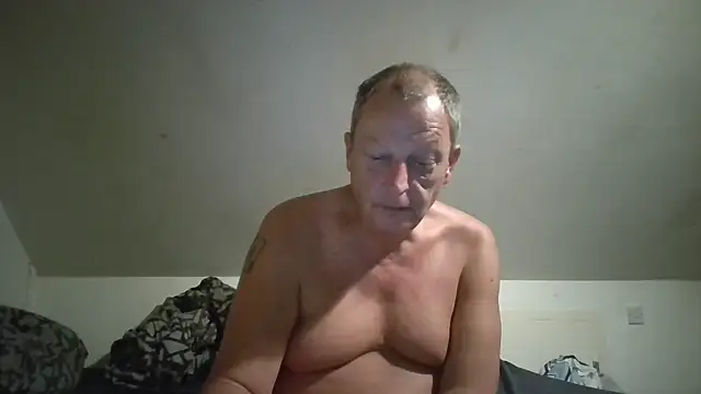 Show de chubbybear2cum na webcam