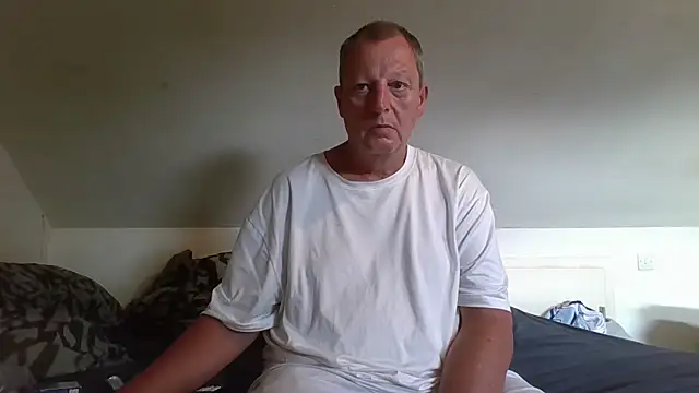 chubbybear2cum Webcamshow