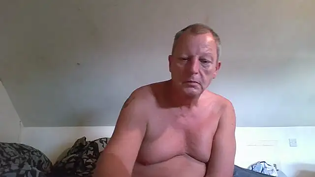 chubbybear2cum Webcamshow