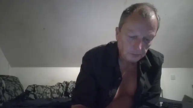 Show de chubbybear2cum na webcam