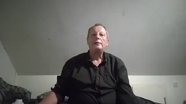 Show modela chubbybear2cum na web-kameri