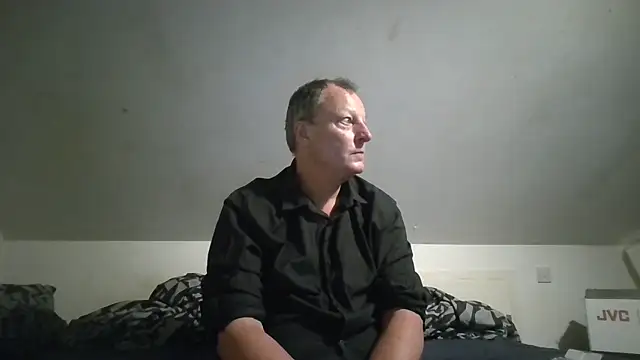chubbybear2cum Webcam Show