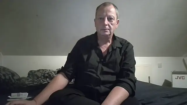 chubbybear2cum Adlı Modelin Web Kamerası Şovu