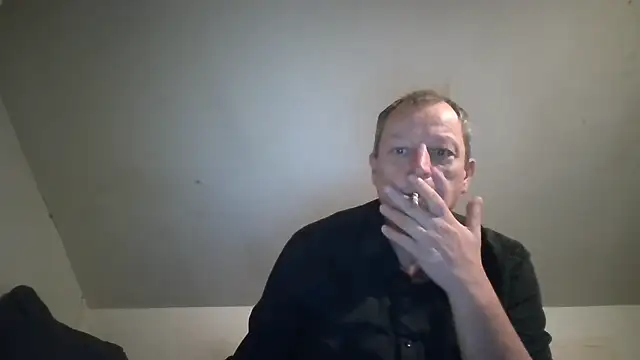 chubbybear2cum Show in webcam