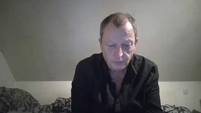 XXX chat uživo modela chubbybear2cum