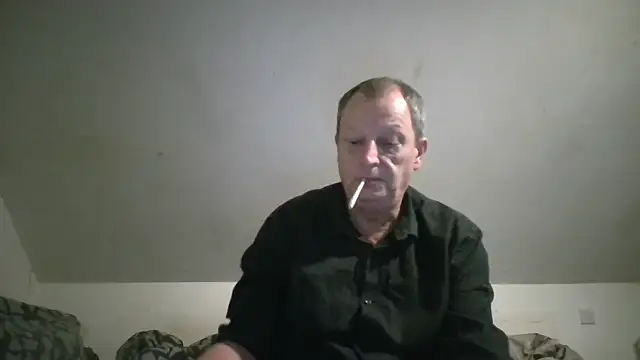 chubbybear2cum Show in webcam