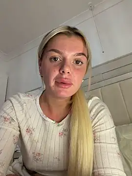 Irish_BarbieMilfx's Live XXX Chat