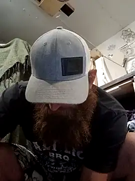 הופעת וובקאם של YourFavoriteDaddy-2-4-69