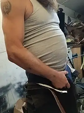 Show Webcam de YourFavoriteDaddy-2-4-69