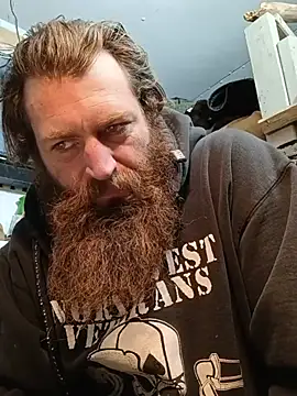 Show Webcam de YourFavoriteDaddy-2-4-69