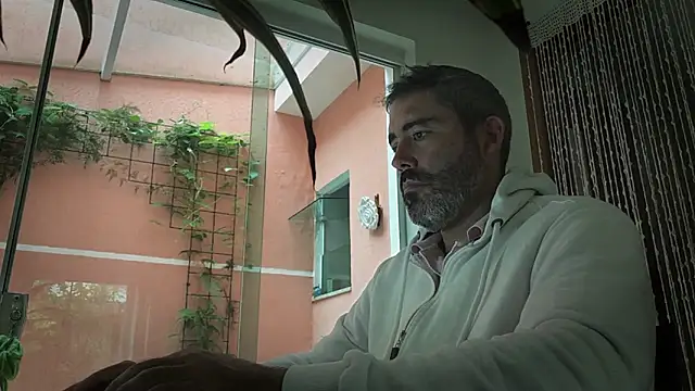 عرض كام victor_chat