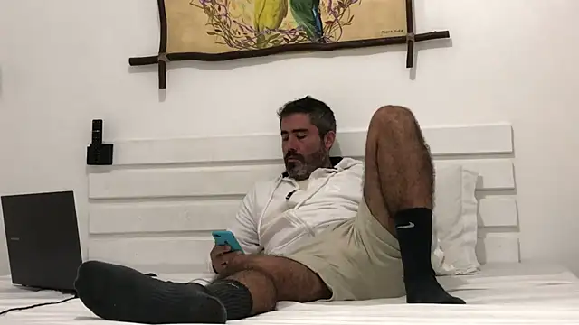 victor_chat: διαδικτυακό σόου στην κάμερα