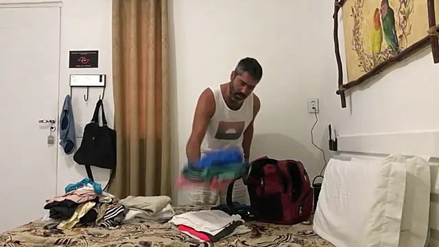 victor_chat Show in webcam